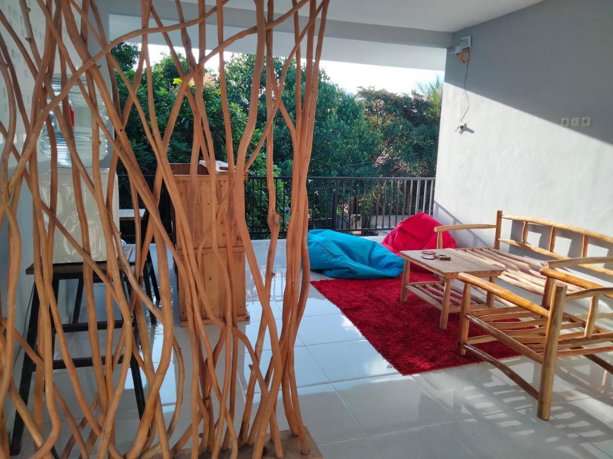 Sukha Homestay Kuta  Екстер'єр фото