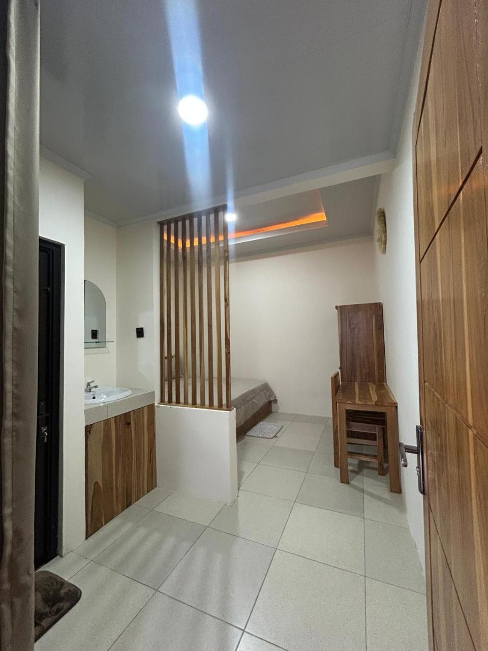 Sukha Homestay Kuta  Екстер'єр фото