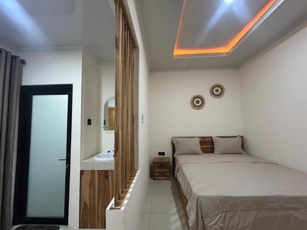 Sukha Homestay Kuta  Екстер'єр фото